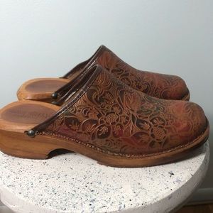 Geier Wally Austria Wooden Clogs Tooled Leather